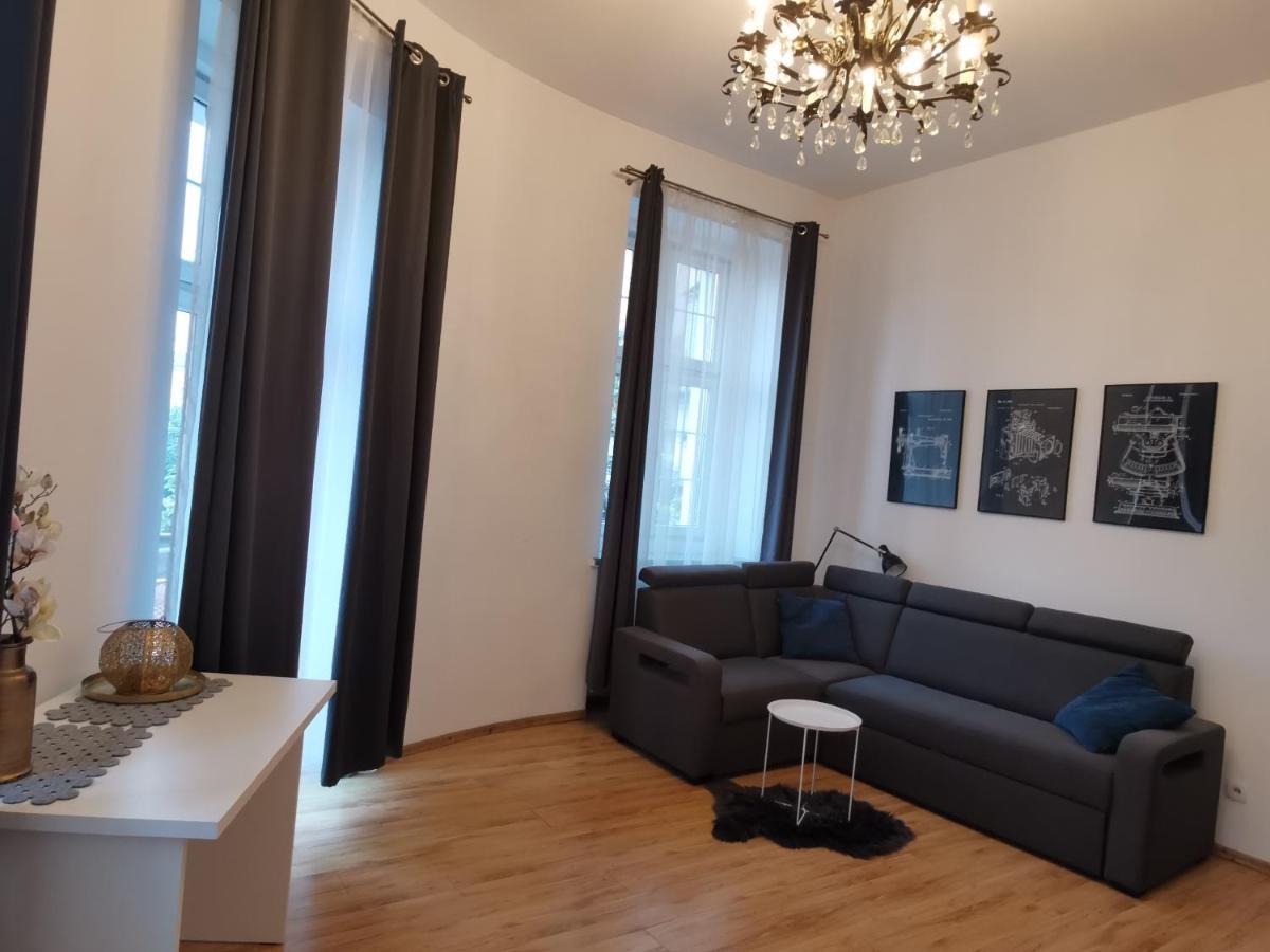 Apartament Na Rynku W Gnieznie Гнезно Экстерьер фото
